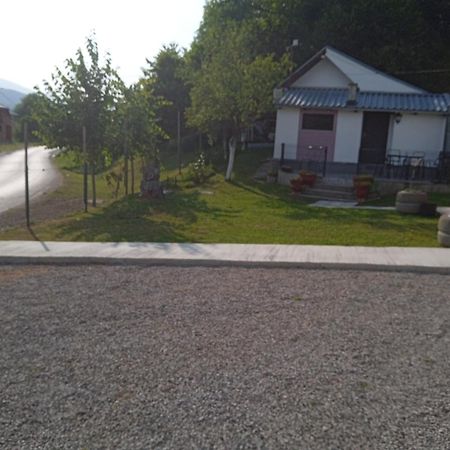 Apartman Alina&Alan บีฮัช ภายนอก รูปภาพ