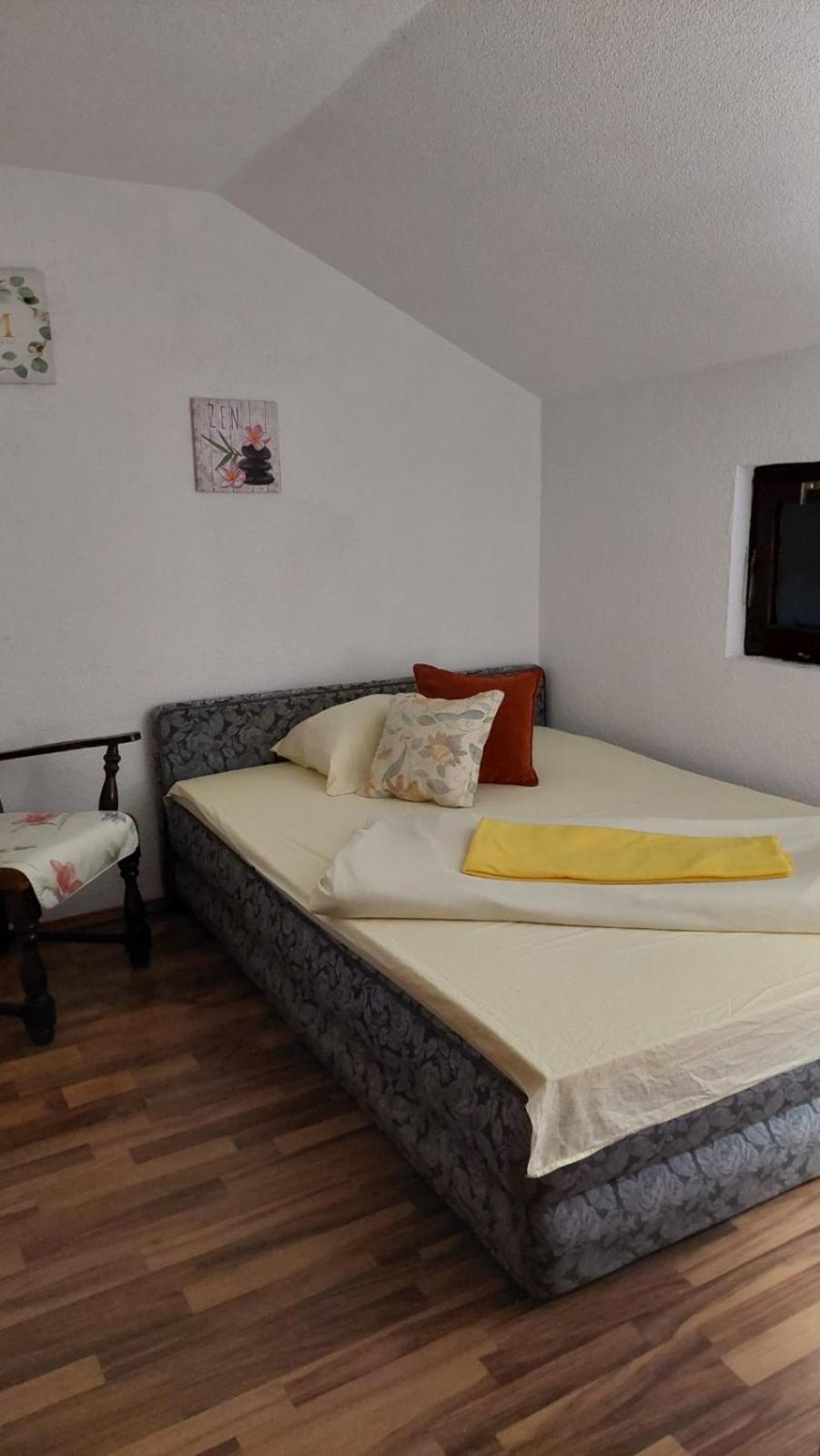 Apartman Alina&Alan บีฮัช ภายนอก รูปภาพ